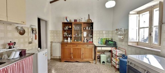 10 rooms House in Gavorrano, Italy No. 141323 6
