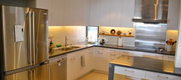 3 bedrooms Condo in Bangkok, Thailand No. 7569 5