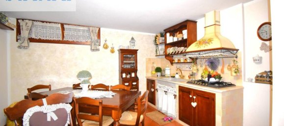 6-salle Maison à Viareggio, Italy No. 32705 42