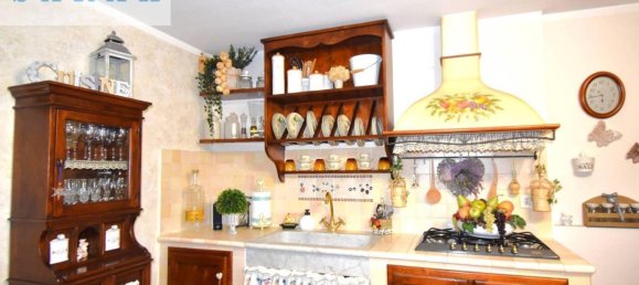 6-salle Maison à Viareggio, Italy No. 32705 41