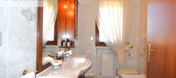 6-salle Maison à Viareggio, Italy No. 32705 27