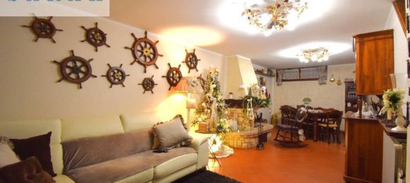 6-salle Maison à Viareggio, Italy No. 32705 36