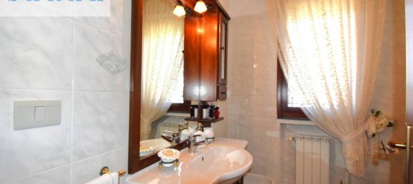 6-salle Maison à Viareggio, Italy No. 32705 26