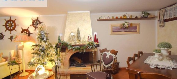 6-salle Maison à Viareggio, Italy No. 32705 43