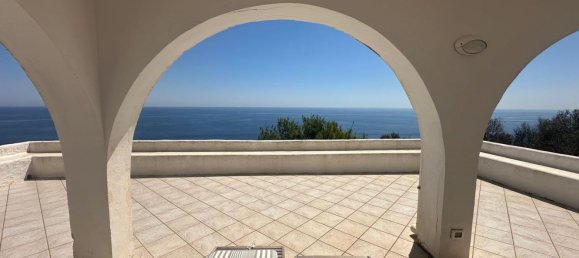 Вилла с 7 спальнями в Gagliano del Capo, Италия № 334502 2