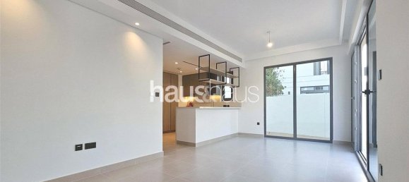 Villa de 5 dormitorios en Tilal Al Ghaf, UAE No. 99359 4