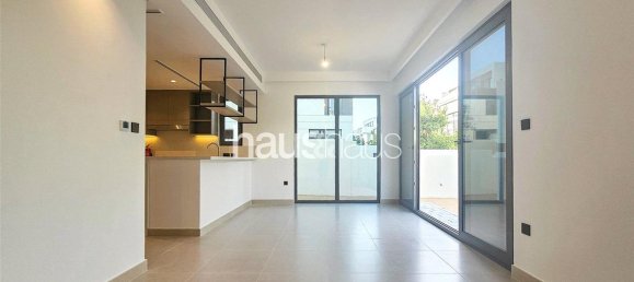 Villa de 5 dormitorios en Tilal Al Ghaf, UAE No. 99359 7