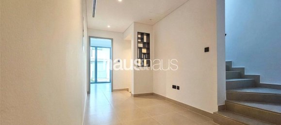 Villa de 5 dormitorios en Tilal Al Ghaf, UAE No. 99359 15