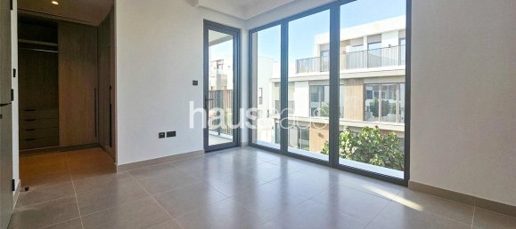 Villa de 5 dormitorios en Tilal Al Ghaf, UAE No. 99359 14