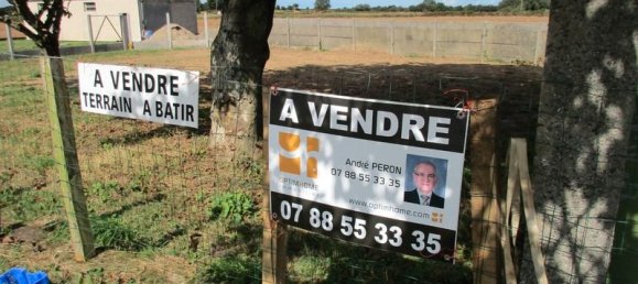550m² Land in Guiclan, France No. 97074 2