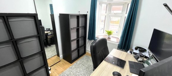 3 bedrooms House in Dartford, United Kingdom No. 10692 31