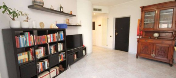 3 bedrooms Apartment in Vigevano, Italy No. 313401 19