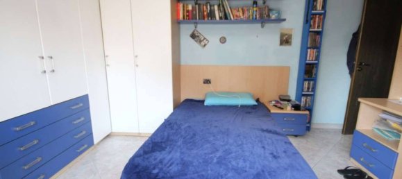 3 bedrooms Apartment in Vigevano, Italy No. 313401 6