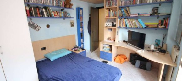 3 bedrooms Apartment in Vigevano, Italy No. 313401 4