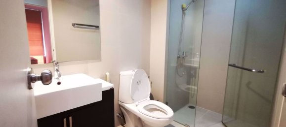 Кондоминиум с 2 спальнями в Noble Remix, Бангкок, Таиланд № 30801 5