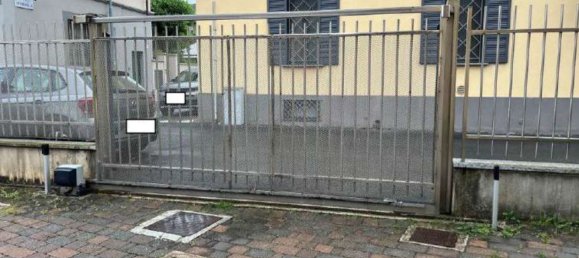 Dúplex de 3 habitaciónes en Rho, Italy No. 290577 28