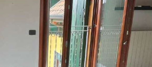 Dúplex de 3 habitaciónes en Rho, Italy No. 290577 6