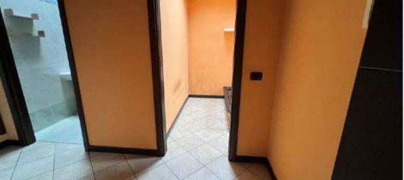 Dúplex de 3 habitaciónes en Rho, Italy No. 290577 18