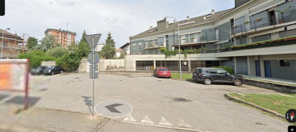 Dúplex de 3 habitaciónes en Rho, Italy No. 290577 31
