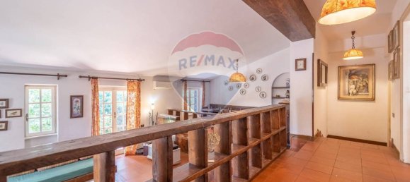 3 bedrooms Villa in Velletri, Italy No. 309600 2