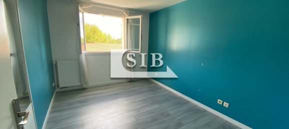 4 bedrooms House in La Ville-du-Bois, France No. 351828 11