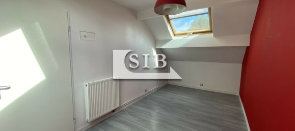 4 bedrooms House in La Ville-du-Bois, France No. 351828 9