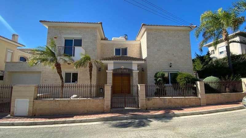 3 Schlafzimmer Villa in Agios Tychonas, Cyprus, Nr. 82395
