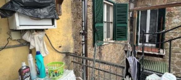 6 rooms Apartment in Morlupo, Italy No. 59009 8