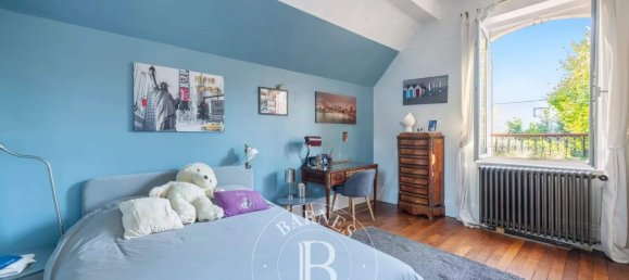 6 chambres Maison à Louveciennes, France No. 138619 2