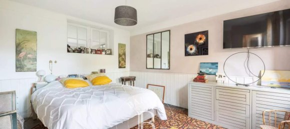 6 chambres Maison à Louveciennes, France No. 138619 17