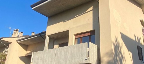 5 rooms Apartment in Negrar, Italy No. 290826 2