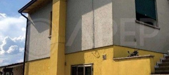 5 bedrooms House in Fontaniva, Italy No. 371251 3