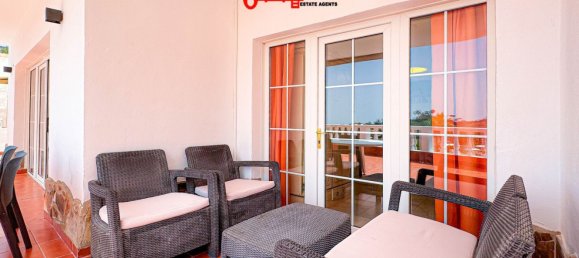 4 bedrooms House in Adeje, Spain No. 21215 9