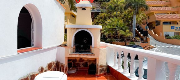 4 bedrooms House in Adeje, Spain No. 21215 11