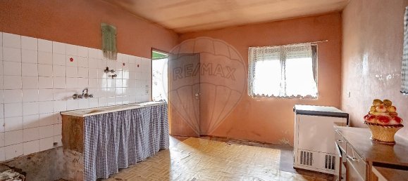 3 bedrooms House in Arrifana, Portugal No. 36351 8