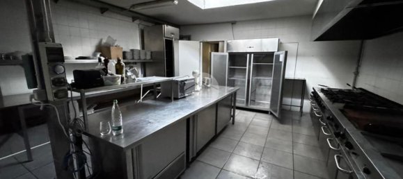 750m² Warehouse in Grassobbio, Italy No. 268639 19