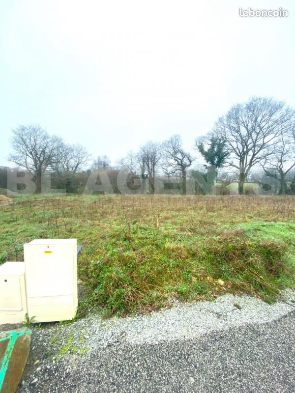 Grundstück in Questembert, France 265m², Nr. 284952