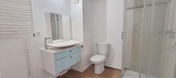 Studio in Stains, France, Nr. 305936 5