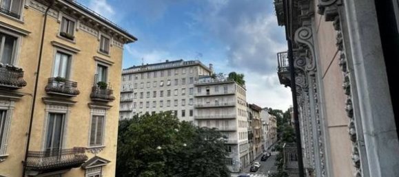 3 bedrooms Apartment in Turin, Italy No. 67285 26