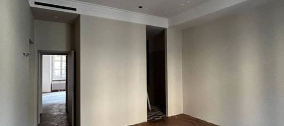 3 bedrooms Apartment in Turin, Italy No. 67285 33