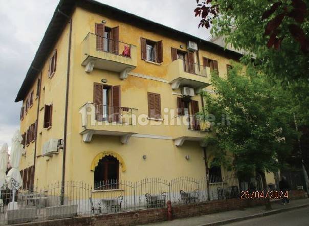 Propiedad comercial de 5 habitaciónes en Turate, Italy No. 259948