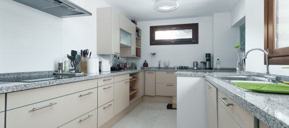 4 Schlafzimmer Stadthaus in El Paraiso, Spain, Nr. 105937 13