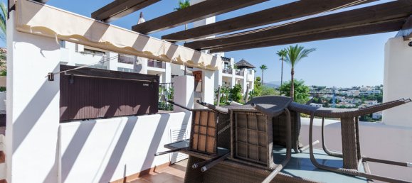 4 Schlafzimmer Stadthaus in El Paraiso, Spain, Nr. 105937 34