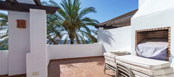 4 Schlafzimmer Stadthaus in El Paraiso, Spain, Nr. 105937 38