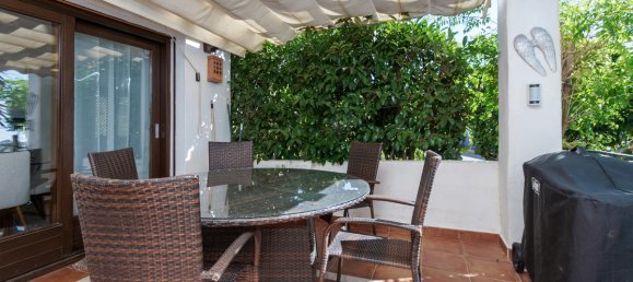 4 Schlafzimmer Stadthaus in El Paraiso, Spain, Nr. 105937 35