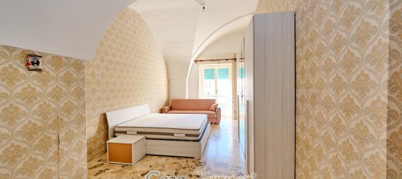 Дом с 4 комнатами в Gallipoli, Италия № 224635 6