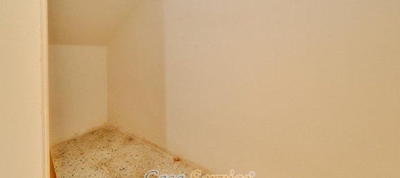 Дом с 4 комнатами в Gallipoli, Италия № 224635 21