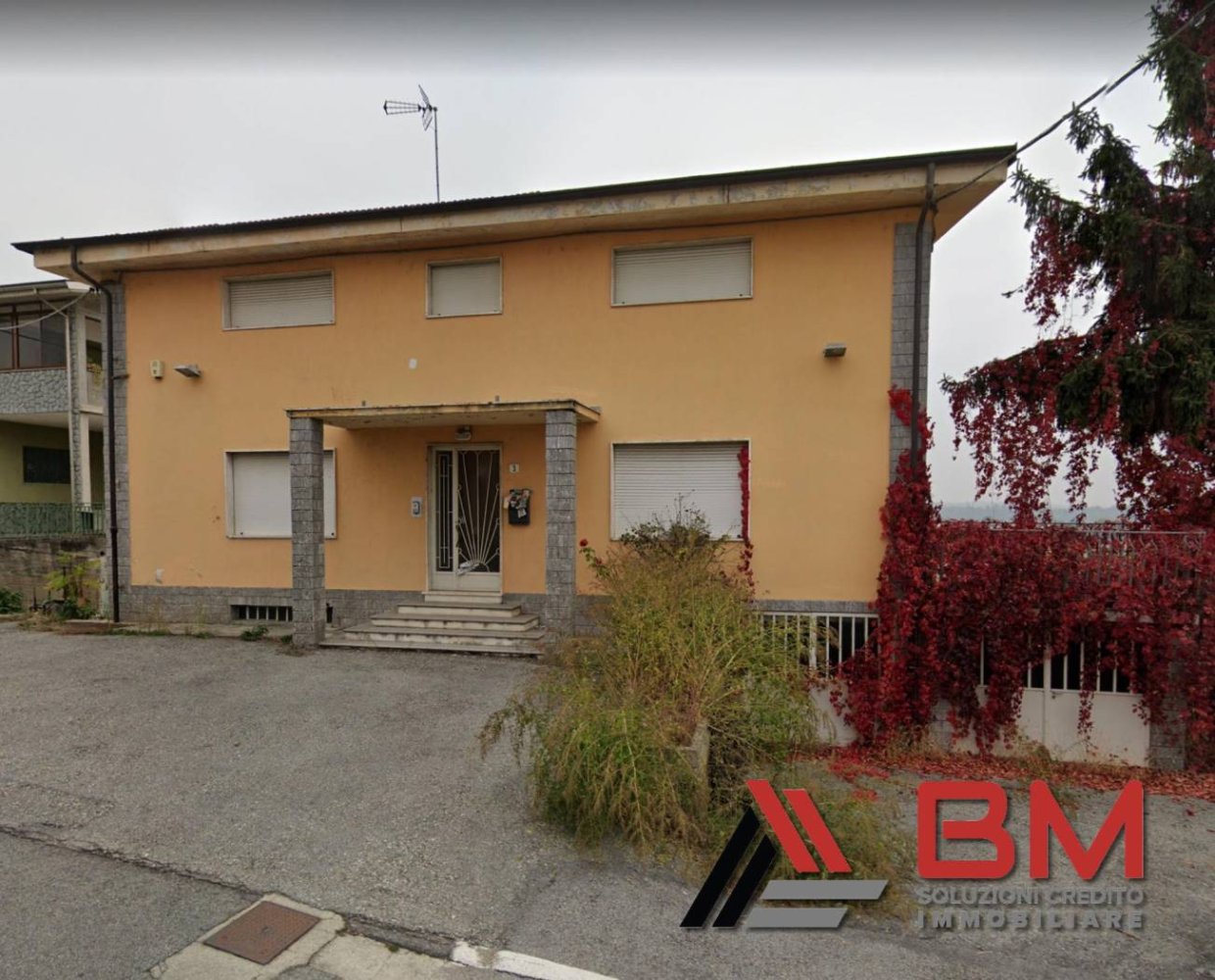 5 bedrooms Villa in Fossano, Italy No. 209448