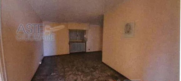 5 bedrooms Villa in Fossano, Italy No. 209448 4