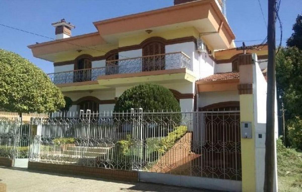 3 bedrooms House in Misiones, Argentina No. 60179
